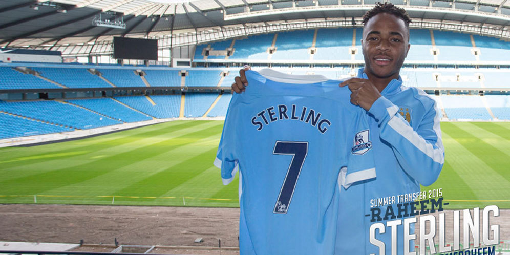 Sterling Bangga Diberi Jersey Nomor 7