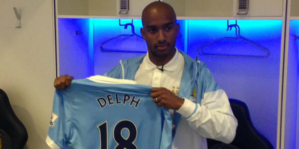 City Resmi Boyong Delph