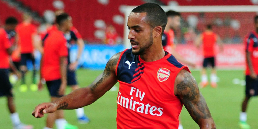 Theo Walcott Setujui Kontrak Baru Di Arsenal