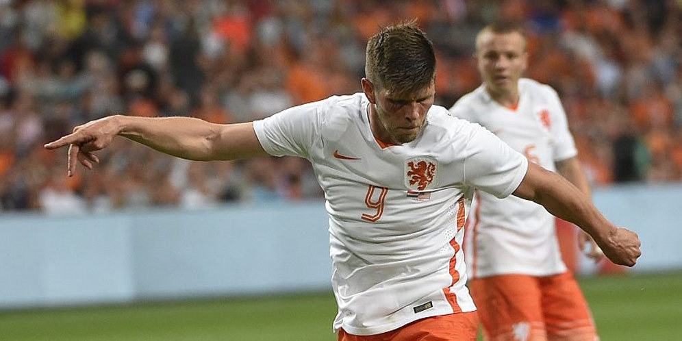 Lazio Seriusi Perekrutan Huntelaar