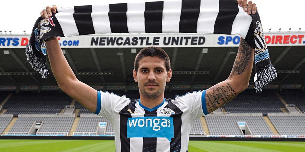 McClaren: Mitrovic Masih Butuh Waktu di Newcastle