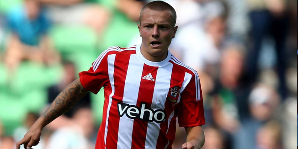 Jordy Clasie Akan Tetap Tolak MU Demi Southampton