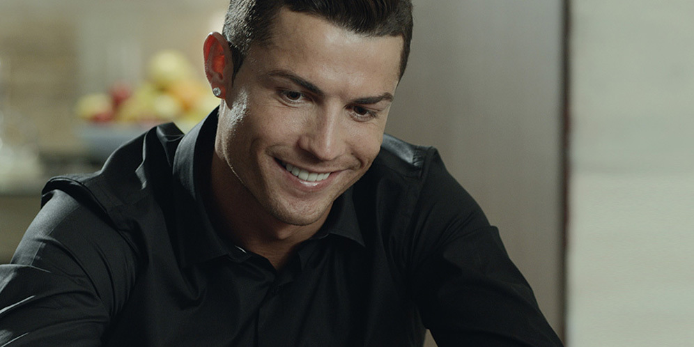 Gertak Lawan, Ronaldo Menang Besar