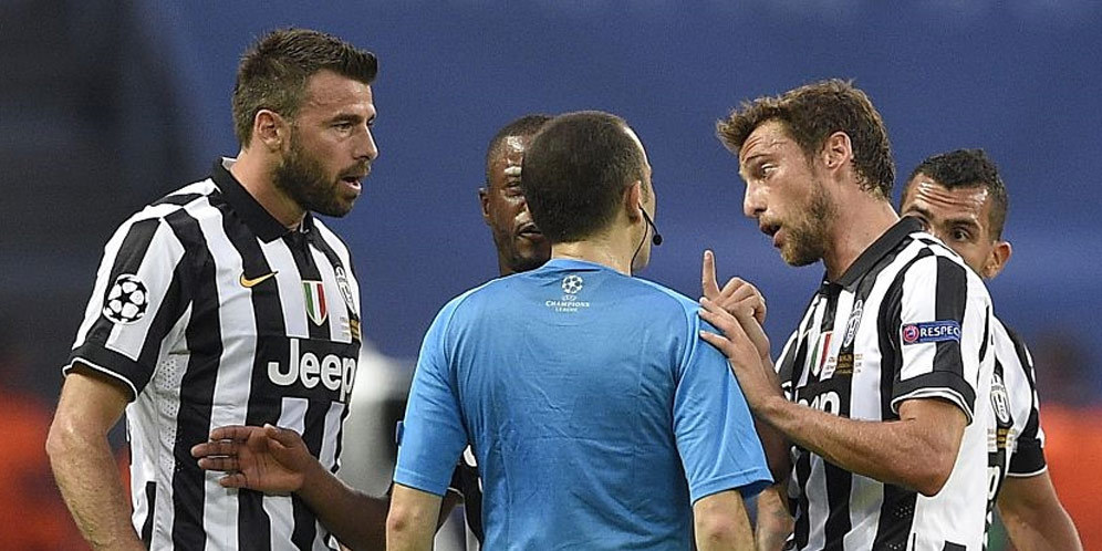 Barzagli Terlalu Berisiko Untuk Supercoppa