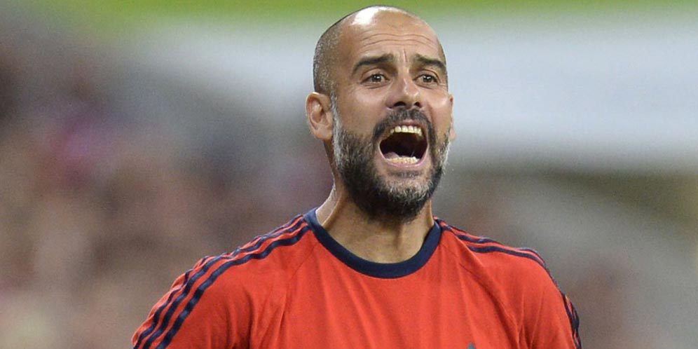 Guardiola Nyaris Baku Hantam Dengan De Jong