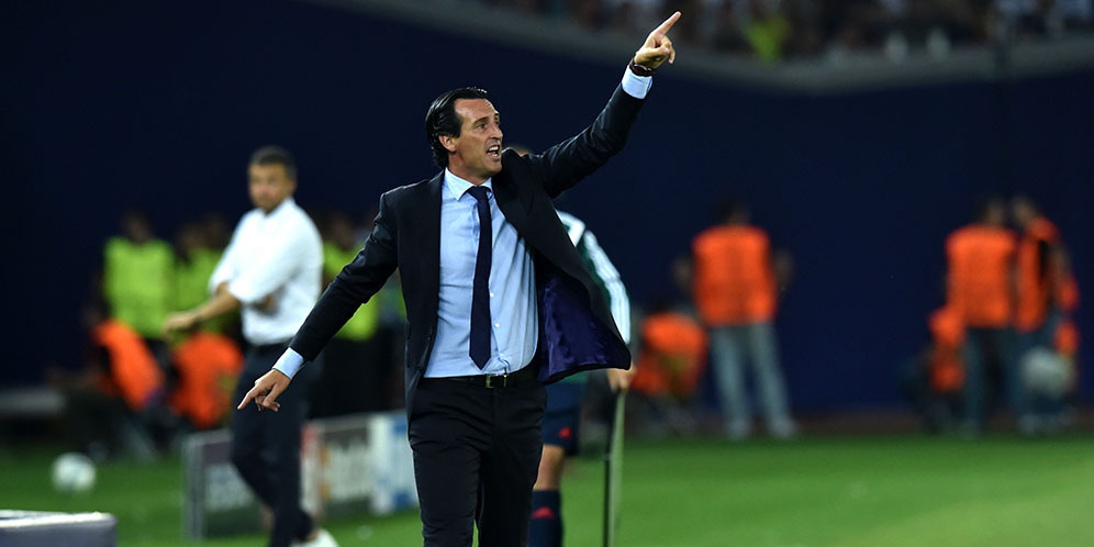 Unai Emery: Messi Beri Barca Trofi