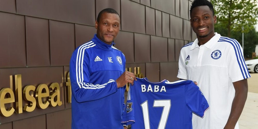 Essien Doakan Baba Rahman Sukses di Chelsea