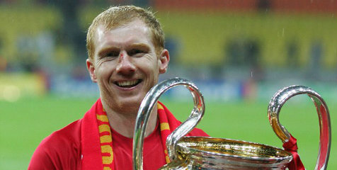 Henry: Scholes Lebih Baik dari Gerrard