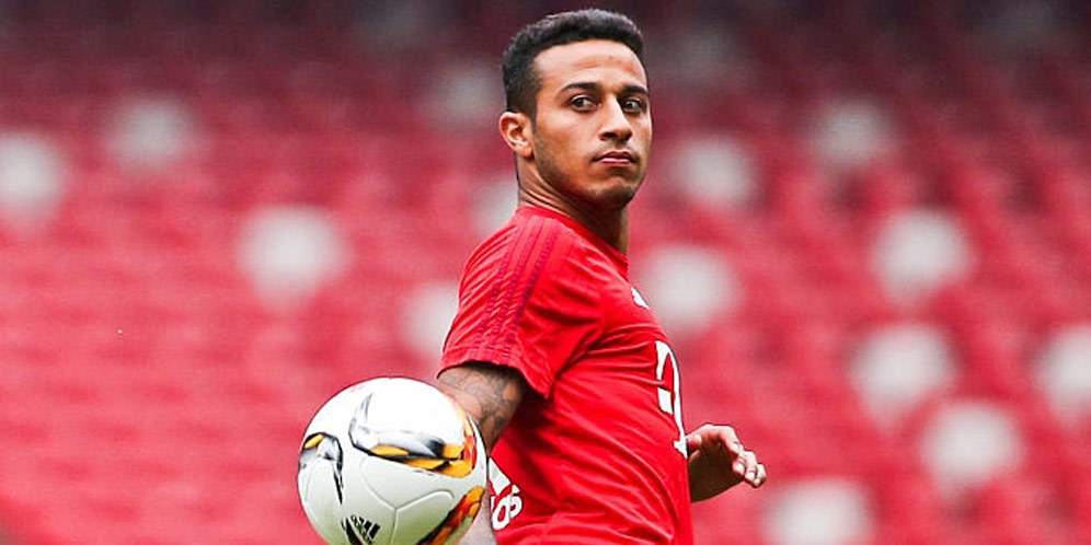 Bayern Perpanjang Kontrak Thiago