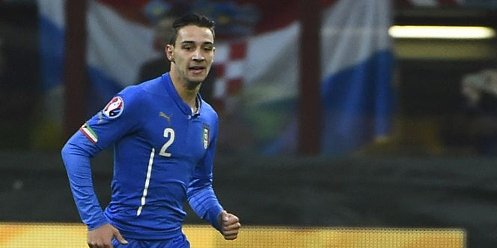 De Sciglio Beri Italia Nilai 6,5