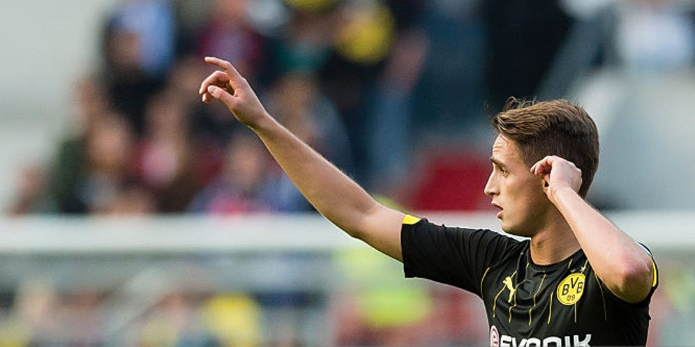 Adnan Januzaj Cetak Gol Debut Untuk Borussia Dortmund