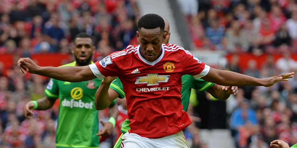 Neville Sebut Martial Striker MU No. 9 yang Tepat