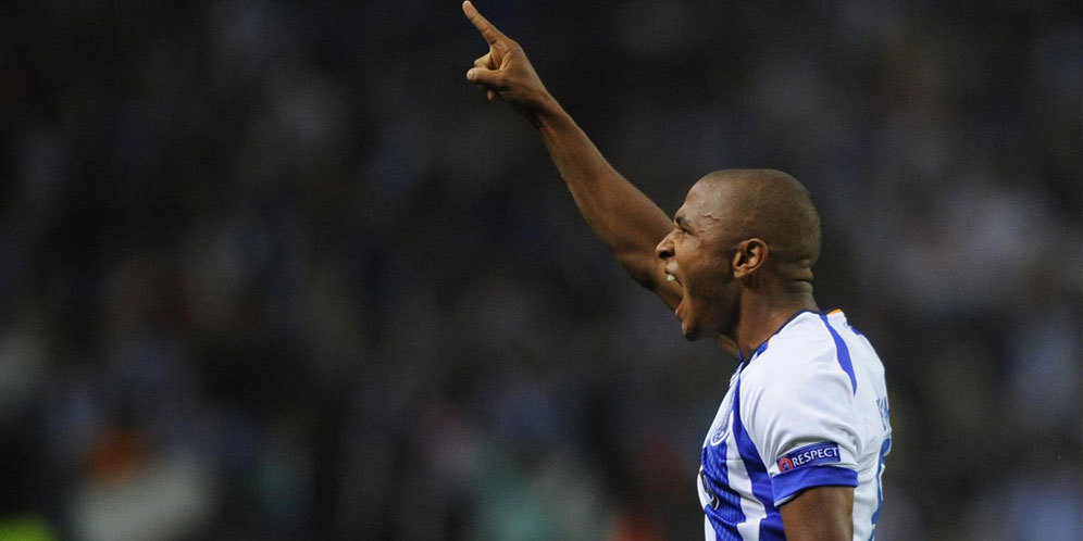 Chelsea Incar Winger Porto, Yacine Brahimi?