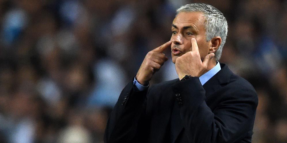 Mourinho Sebut Chelsea Lakukan Dua Kesalahan Konyol Mourinho Sebut Chelsea Lakukan Dua Kesalahan Konyol
