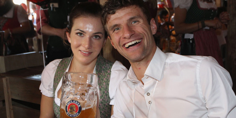 Pesta Bir Oktoberfest Tak Akan Bikin Thomas Muller Mabuk