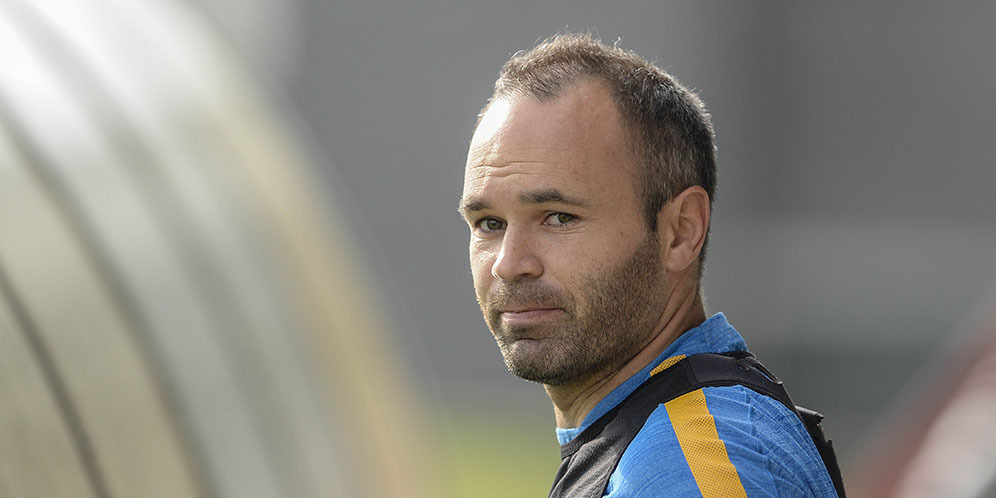 Iniesta Bersumpah Bakal Kembali Lebih Kuat