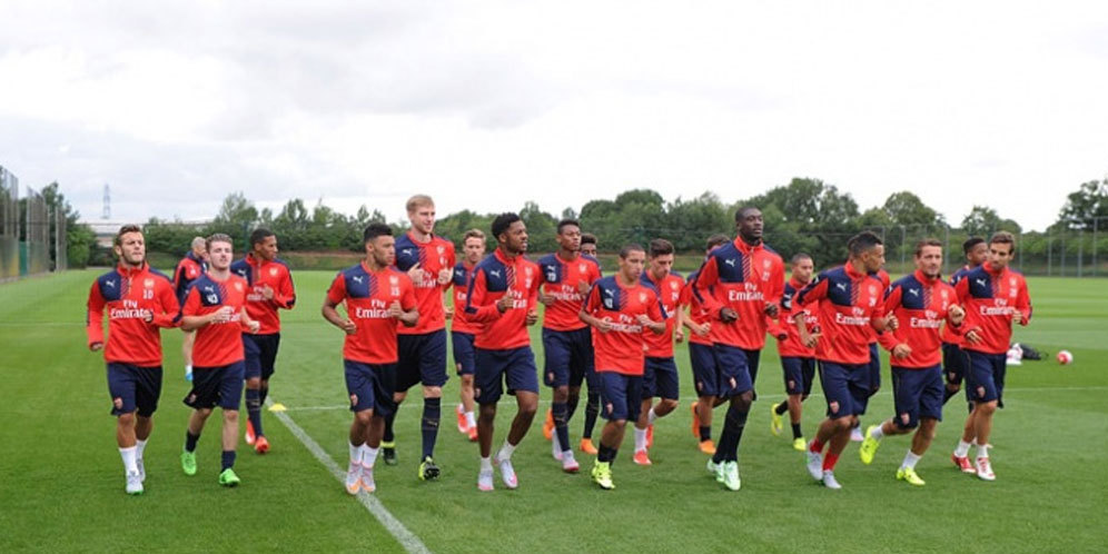 Merson Yakin Arsenal Tak Bisa Kalahkan Bayern Merson Yakin Arsenal Tak Bisa Kalahkan Bayern