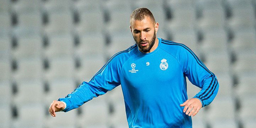 Ini Alasan Benitez Tak Mainkan Benzema Secara Penuh