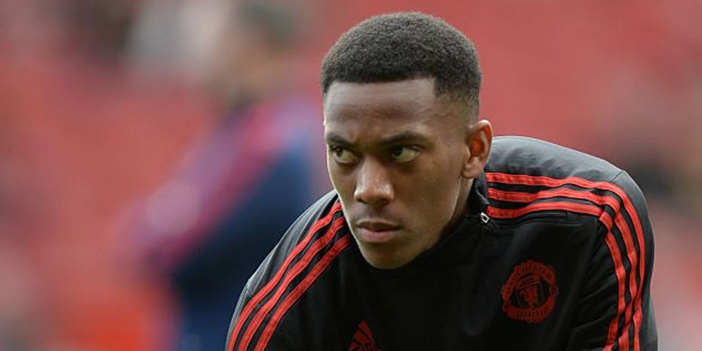 Martial Terpukau dengan Atmosfer Old Trafford