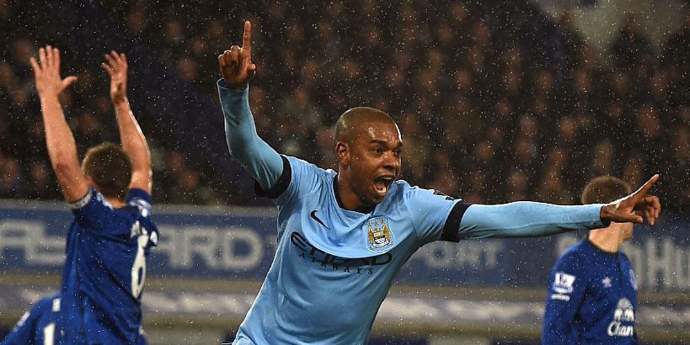 Fernandinho Optimis dengan Kans Juara City