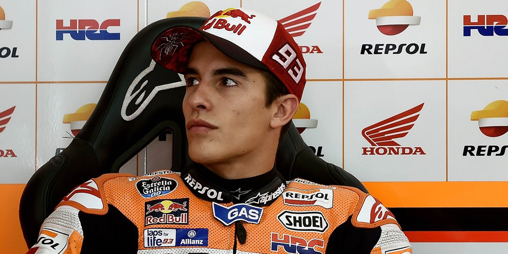 Akrobatik, Marc Marquez Berubah Jadi Freestyle Motocrosser!