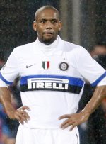 Maicon nampak kecewa saat timnya kemasukan gol Catania
(c)ap