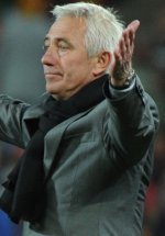 Bert Van Marwijk © AFP