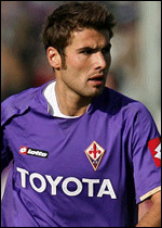 Adrian Mutu, dilarang tampil di kompetisi antar klub Eropa. (c)Tribalfootball
