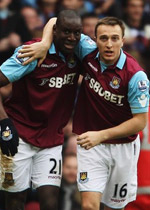 Zona Merah: West Ham diprediksi mampu lolos degradasi musim ini. (GettyImages)