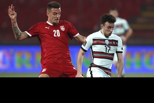 Sergej Milinkovic-Savic vs Diogo Jota di laga Serbia vs Portugal (c) AP Photo