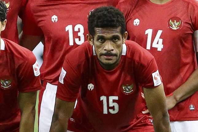Ricky Kambuaya di laga leg pertama final Piala AFF 2020 antara Timnas Indonesia vs Thailand di National Stadium, Singapura, Rabu (29/12/2021) malam WIB. (c) AP Photo