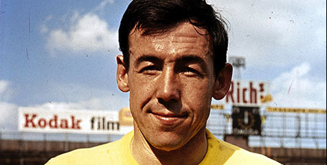 Gordon Banks, menolak keras wacana naturalisasi.