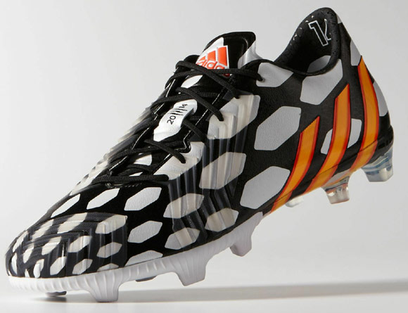 sepatu bola adidas predator instinct