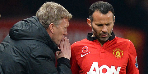 Ryan Giggs (kanan) (c) AFP