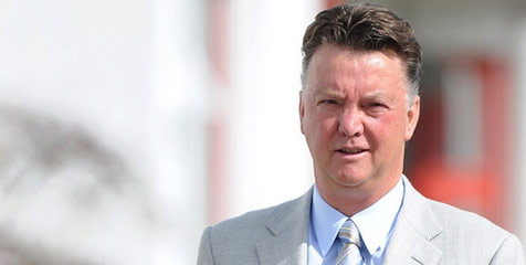 Louis Van Gaal (c) AFP