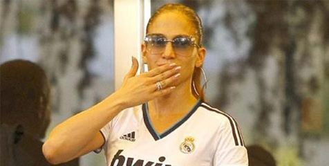 Daftar 10 Pesohor Dunia yang Mengidolakan Real Madrid Daftar 10 Pesohor Dunia yang Mengidolakan Real Madrid