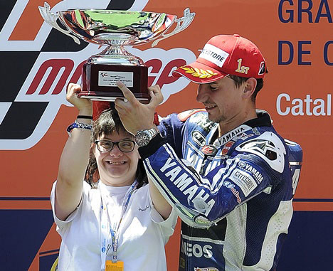 Jorge Lorenzo dan Anna Vives (c) AFP