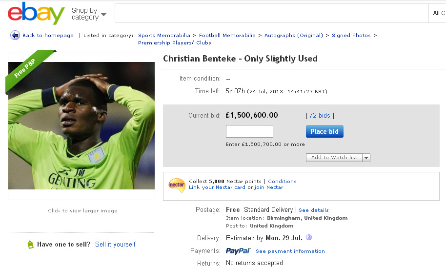 Christian Benteke dilelang. (c) eBay