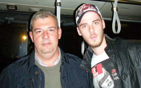 David De Gea bersama Enric Figareda (c) Sport