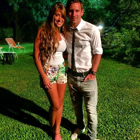 Messi bersama Antonella (c) Instagram.com/leomessi
