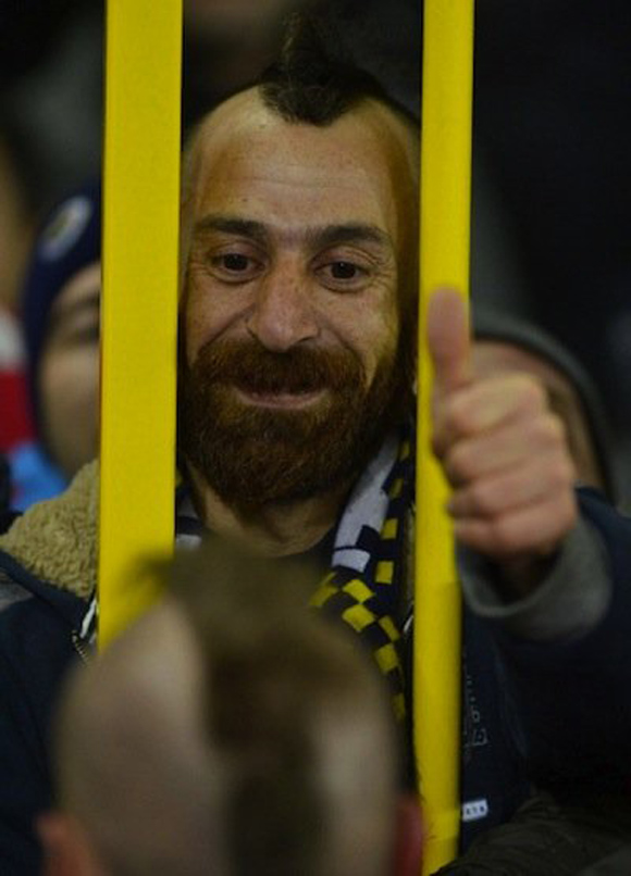 Meireles Temukan Kembarannya di Turki - Bola.net Meireles Temukan Kembarannya di Turki - Bola.net