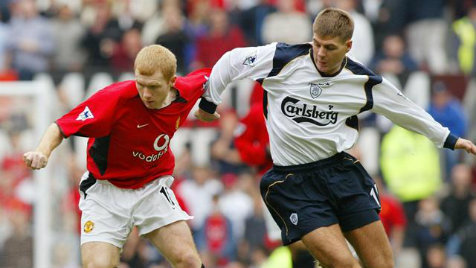 Steven Gerrard dan Paul Scholes