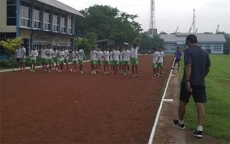 Suasana tes fisik pemain Surabaya United.