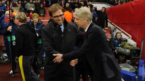 Arsene Wenger dan Jurgen Klopp dalam sebuah kesempatan.