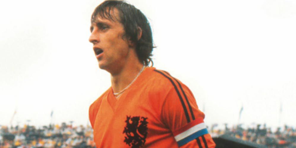 Bahkan Adidas Pun Dicabik oleh Johan Cruyff