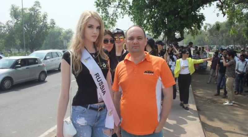 Alisa Manyonok Saat Mengikuti Kontes Miss Rusia 2014