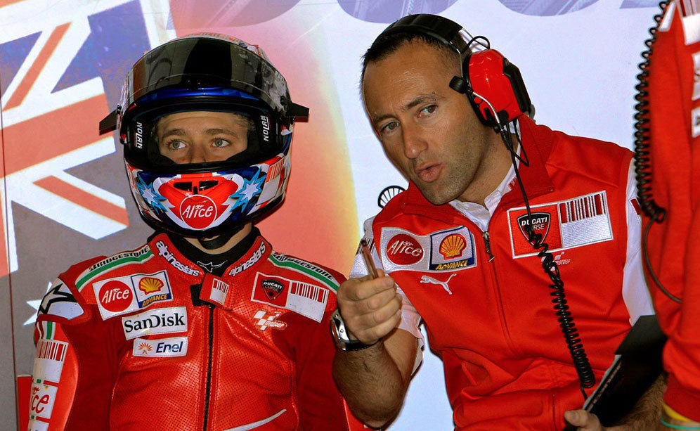 Cristian Gabbarini saat masih menjadi kepala mekanik Casey Stoner di Ducati Corse. (c) MotoGP