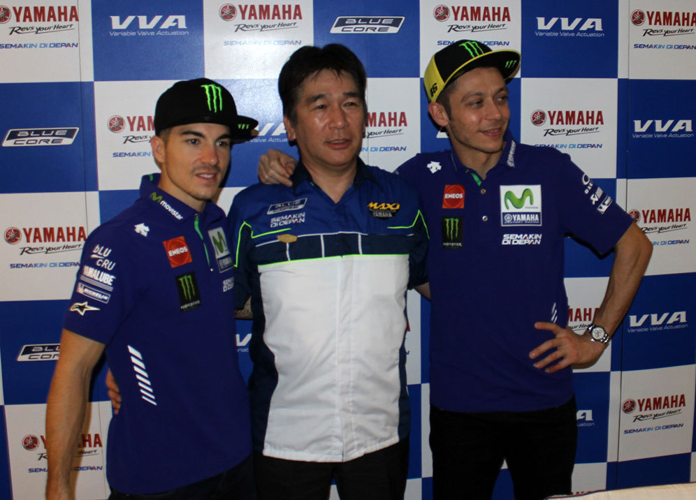 Maverick Vinales, Kouichi Tsuji dan Valentino Rossi (c) Otosia/Nazar Ray