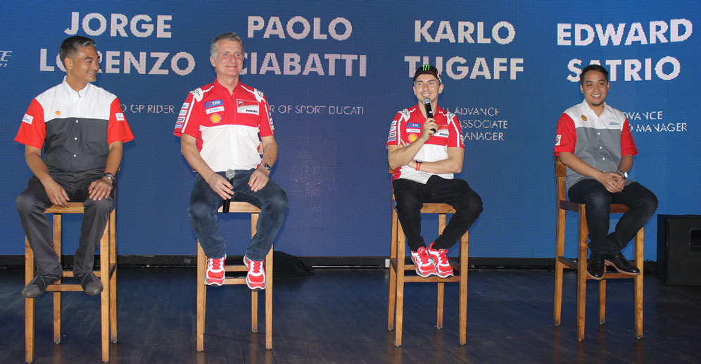 Jorge Lorenzo mengunjungi Indonesia bersama Shell Advance. (c) Otosia/Nazar Ray