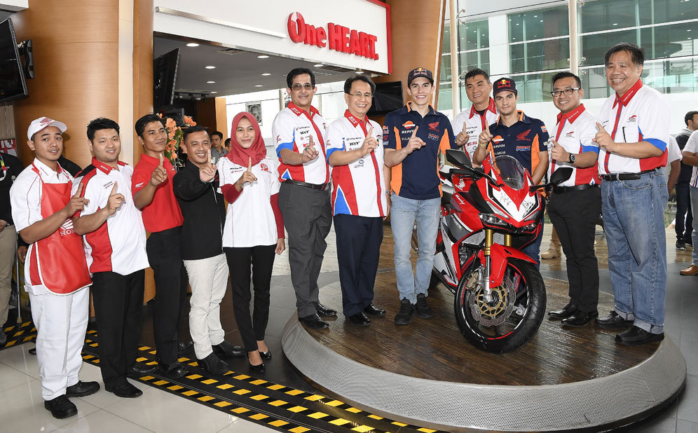 Marc Marquez dan Dani Pedrosa (c) HRC